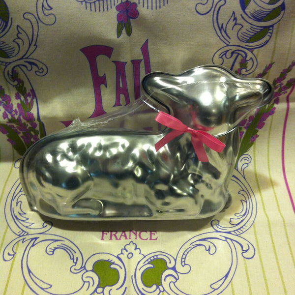 Lamb Cake Pan