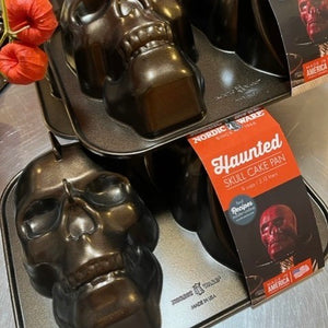 Nordic Ware Haunted 3-D Skull Pan, Size: 9 cup capacity, Bronze